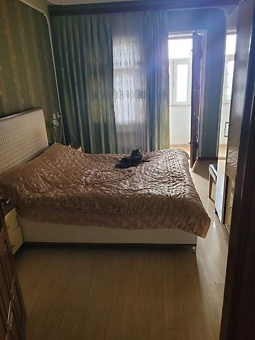 qaracuxurda mənzil: Bakı, Qaraçuxur qəs., 2 otaqlı, Köhnə tikili, 65 kv. m — 2