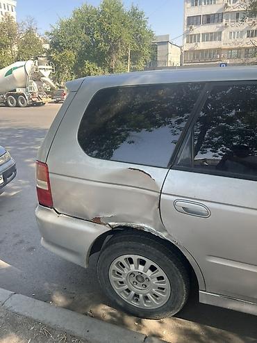 хода адисе: Honda Odyssey: 2000 г., 2.3 л, Автомат, Бензин, Минивэн — 4