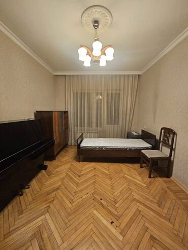 Uzunmüddətli kirayə mənzillər: Azadliq metrosuna 2 deqiqelik mesafedeAvrasiya klinikasinin — 3