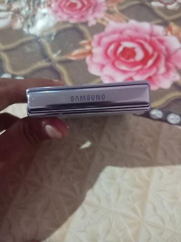 Mobil telefon və aksesuarlar: Samsung Galaxy Z Flip 4, 256 GB, rəng - Göy — 3