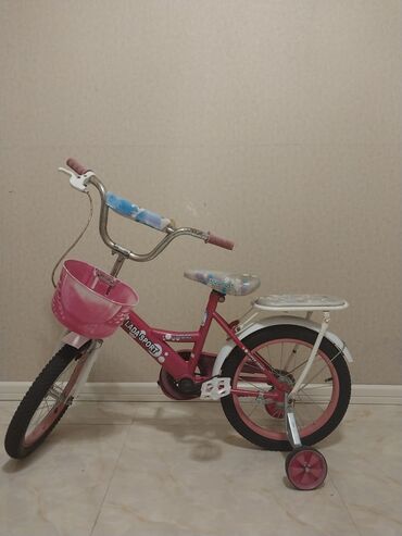 Детские велосипеды: Б/у Четырехколесные Детский велосипед 16", Самовывоз