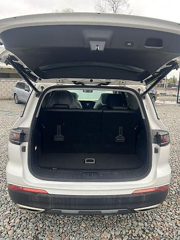 Другие автомобили: 🚘 Baujun 📅 Жылы: 2020 (12-ай) 💰 Баасы: 11 000 $ ⚙️ Комплектация — 6