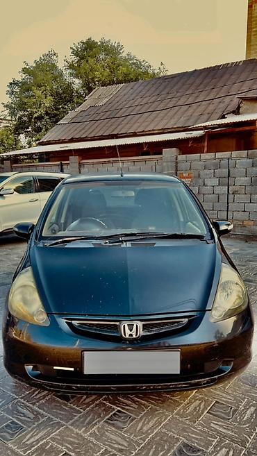 Honda Fit: 2002 г., 1.3 л, Автомат, Бензин, Хэтчбэк