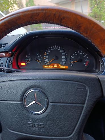 Mercedes-Benz: Mercedes-Benz E-Class: 1999 г., 2.4 л, Автомат, Седан — 4