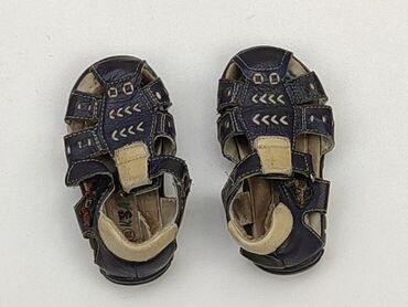 buty wysokie dla chłopca: Buciki niemowlęce, 20, stan - Dobry