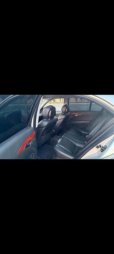 mercedes benz 208 d: Mercedes-Benz E 220: 2.2 l | 2008 il Sedan — 3