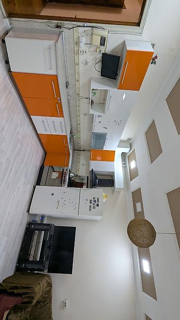 Продажа коттеджей и домов: Продаётся 2х этажный дом(по улице Перекопская) на 8 сотках с — 14