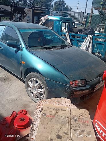 mazda demio куплю: Mazda 323: 1994 г., 1.5 л, Механика, Бензин, Хэтчбэк — 5