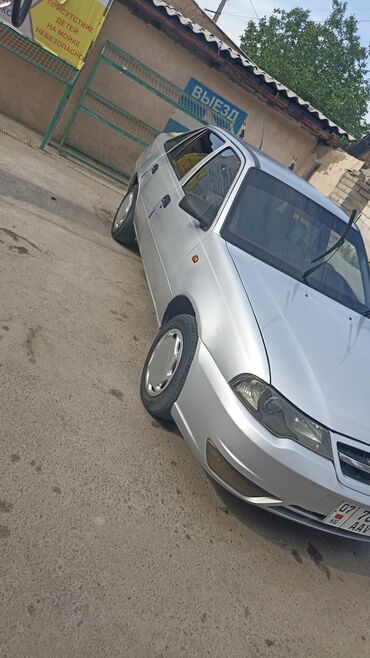Daewoo: Daewoo Nexia: 2011 г., 1.5 л, Механика, Бензин, Седан