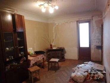 Köhnə tikili: Bakı, 2 otaqlı, Köhnə tikili, m. Neftçilər, 40 kv. m — 1