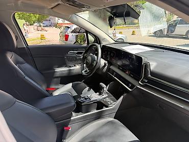 телешка для авто: Toyota Camry: 2023 г., 2.5 л, Автомат, Гибрид, Седан — 8