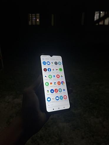 iphone 11 pr: POCO C40 — смартфон на MIUI Global 13.0.25 (для POCO) на базе Android — 2