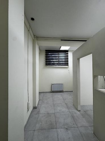кну: Сдаю Офисный кабинет: 85 м², В жилом комплексе, С ремонтом, Первая линия, С отдельным входом, С отдельным санузлом — 3