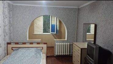 снять жилье в кыргызстане: 1 комната, 32 м², 104 серия, 1 этаж