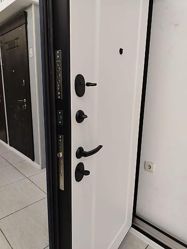 seyf qaplar: B-900 Kateqoriya: Seyf qapıları Ölçü: 96x205, 96x215 Zavod: Pravila — 7