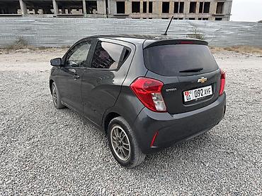 Chevrolet: Chevrolet Spark: 2018 г., 1 л, Вариатор, Бензин, Хэтчбэк — 4