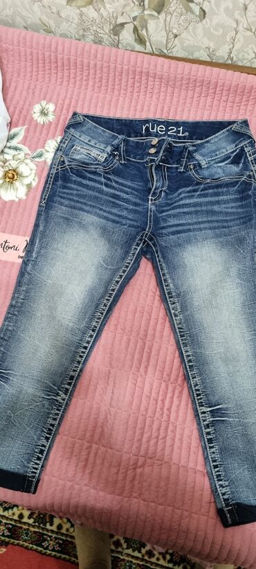 джинсы прямые: Прямые, Средняя талия, Стрейч