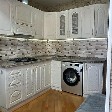 Mənzillər: Bakı, 8-ci mikrorayon, 3 otaqlı, Köhnə tikili, m. Azadlıq Prospekti, 76 kv. m — 6