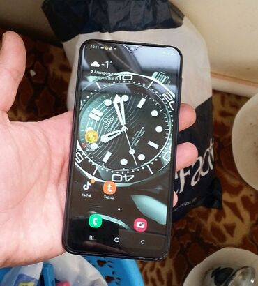 telefonlar 32 s: Samsung A10, 32 GB, rəng - Qara, Sensor