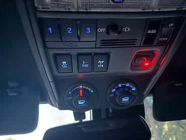 off roud: Toyota 4Runner: 2020 г., 4 л, Автомат, Бензин, Внедорожник — 8