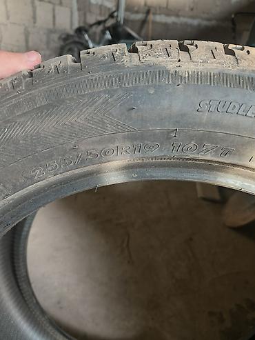 Транспорт: Зимние шины (комплект 4 шт.) - Размер: 255/50 R19 - Индекс — 2