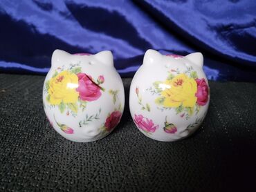 Kuhinjski setovi: Slanik nov,vintaz Rojal porcelan. Slanik porcelanski,meren sa na lalafo.rs — 6 Kuhinjski setovi: Slanik nov,vintaz Rojal porcelan. Slanik porcelanski,meren sa — 6