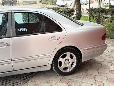 версо авенсис: Mercedes-Benz E-Class: 2001 г., 2.6 л, Автомат, Бензин, Седан — 5