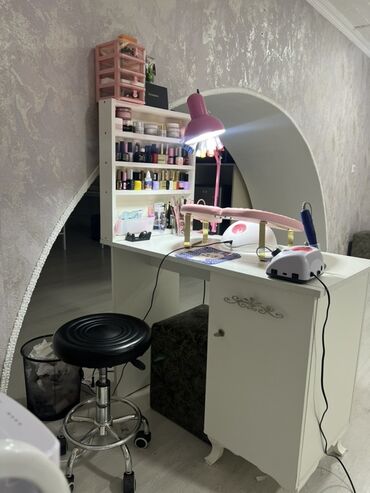Sifarişlə manikür masaları: Düz masa, Siyirməsiz, Polkalı, Kredit yoxdur — 7