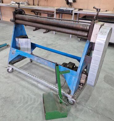 metbex ucun oboylar: 3 rulonlu silindrli təbəqə metal bükmə maşını. 3 faza motorlu