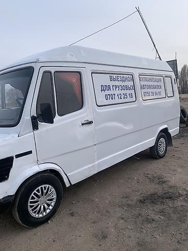 Продажа авто: Mercedes-Benz Спринтер: 1991 г., 3 л, Механика, Дизель, Бус — 8