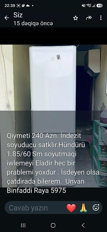 ventilyatorlar satisi: Indesit soyuducu - Rəng: ağ, iki bölməli - Hündürlük: təxminən 1.85 m — 1