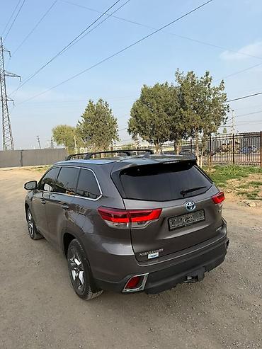 high power: Toyota Highlander: 2017 г., 3.5 л, Автомат, Гибрид, Кроссовер — 8