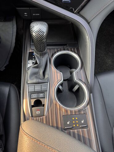 Toyota: Toyota Camry: 2018 г., 2.5 л, Автомат, Гибрид, Седан — 16