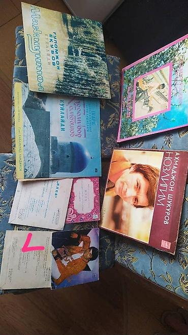 Виниловые пластинки: Винила больше 3.000 штук жанры разные звоните пишите от 150 сом также — 4