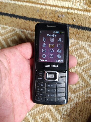 samsun a10s: Samsung C5212 Duos, < 2 GB Memory Capacity, rəng - Qara, Düyməli