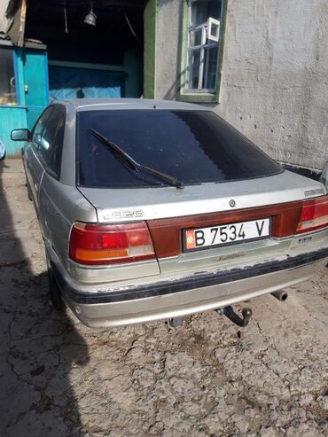 кузов 2101: Mazda 626: 1990 г., 2.2 л, Механика, Бензин, Хэтчбэк