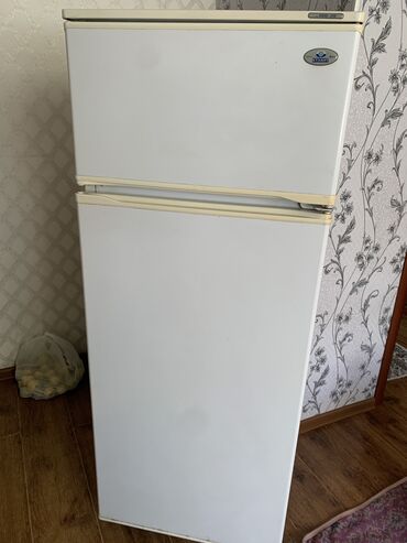 Холодильник Atlant, Б/у, Двухкамерный