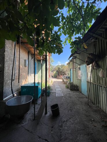 Продажа домов: Полдома, 102 м², 3 комнаты, Агентство недвижимости — 2