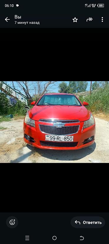 cruze led: Chevrolet Cruze LT sedan - Kuzov: 4 qapılı sedan, parlaq qırmızı rəng — 1