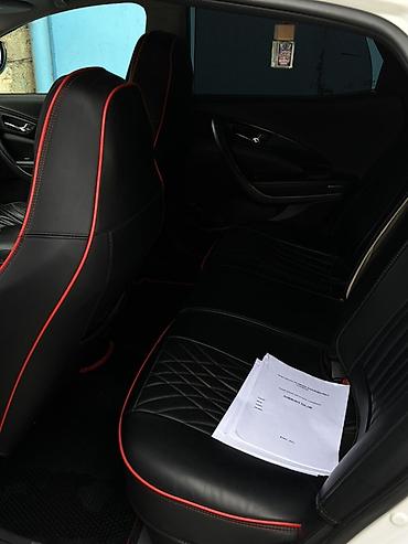 zapi masin: Hyundai Grandeur: 3 l | 2012 il Sedan — 1