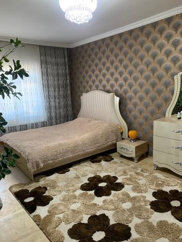 Günlük kirayə evlər: 125 kv. m, 4 otaqlı, Su, Qaz, İşıq — 8