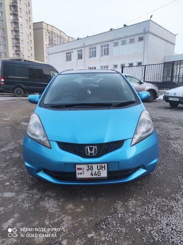 цивик 2008: Honda Fit: 2008 г., 1.3 л, Вариатор, Бензин, Универсал