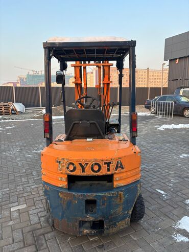 Погрузчики: Погрузчик, Toyota, Колесный, Вилочный — 7