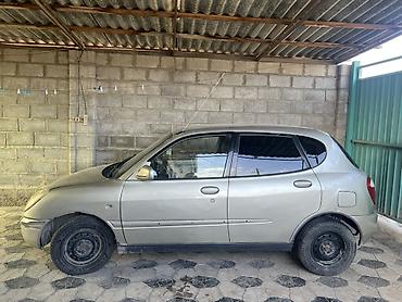 хунчи авто: Toyota Duet: 2002 г., 0.1 л, Автомат, Бензин, Хэтчбэк — 2