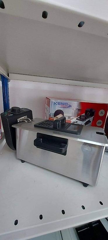 kuhinjski brener: Električna friteza Keno, zapremina 3 L, snaga 2000 W. - Kućište od — 1