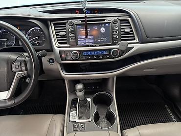 Toyota: Toyota Highlander: 2019 г., 3.5 л, Автомат, Бензин, Кроссовер — 9