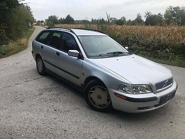 semering menjaca: VOLVO S40 1.9DCI 2002. GOD. - KOMPLETAN AUTO U DELOVIMA — 3