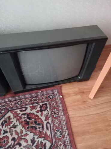 покупка бу телевизоров: Телевизор рабочий. цветной фирма
