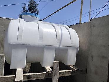 Все для дома и сада: Ağ rəngli horizontal plastik su çəni - Material: qalın divarlı — 1