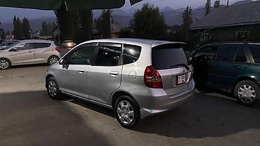 митсубиси спайк стар: Honda Fit: 2002 г., 1.3 л, Автомат, Бензин, Хэтчбэк — 1